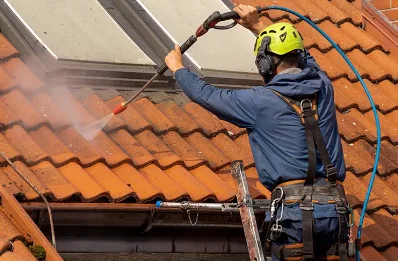 Démoussage et hydrofuge de toiture à Matringhem